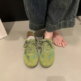 レディースレトロハニーガールスタイルスニーカー、通気性のあるレースアップカジュアルシューズ、ゴムソール、ファブリックインナーやインソール、夏用ロートッププレーントゥデザイン、スポーツとファッションに適したデザイン