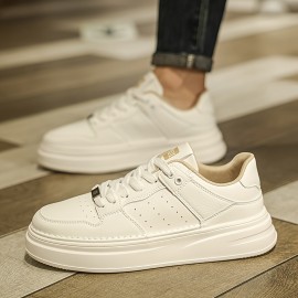 メンズ通気性夏カジュアルスニーカー - 白いフェイクスケートシューズ、ゴムソール、レースアップデザイン、丸いトゥ、カジュアルなアウトフィットに最適な高級なスタイル メンズ通気性夏カジュアルスニーカー - 白いフェイクスケートシューズ、ゴムソール、レースアップデザイン、丸いトゥ、カジュアルなアウトフィットに最適な高級なスタイル