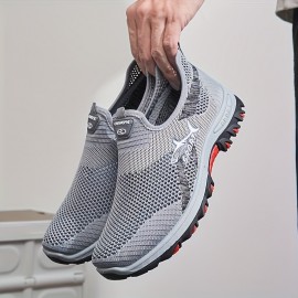 メンズ通気性メッシュスポーツシューズ、ブラック&グレー、赤いアクセント付き、モンクストラップファブリックアップパート、ゴムソール、ラウンドトゥデザイン、ロートップスタイル、春夏カジュアルスポーツスタイルに適しています。複数のカラーが用意されています。 メンズ通気性メッシュスポーツシューズ、ブラック&グレー、赤いアクセント付き、モンクストラップファブリックアップパート、ゴムソール、ラウンドトゥデザイン、ロートップスタイル、春夏カジュアルスポーツスタイルに適しています。複数のカラーが用意されています。