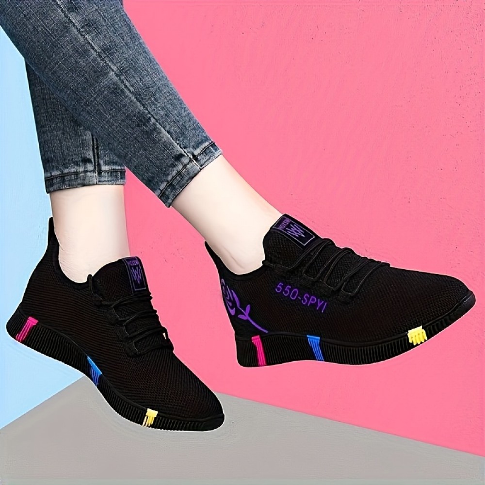 女性用通気性メッシュスニーカー - 軽量で快適なロートップスニーカー、スタイリッシュなローズ&ジグザグパターン、黒のカジュアルレースアップデザインで一日中履ける 女性用通気性メッシュスニーカー - 軽量で快適なロートップスニーカー、スタイリッシュなローズ&ジグザグパターン、黒のカジュアルレースアップデザインで一日中履ける
